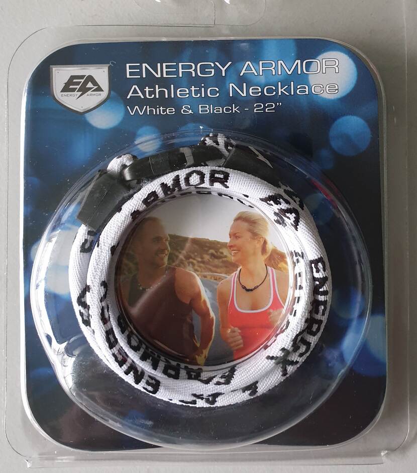 Energy Armor zwart wit ketting